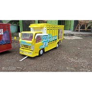 Miniature elf giga truck 71skala 1/10