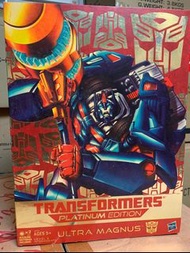 變形金剛 Transformers Platinum Edition 馬格斯 Ultra Magnus