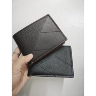 DURABLE MEN'S WALLET IN PLAIN DESIGN EASY TO WEAR FOLDABLE