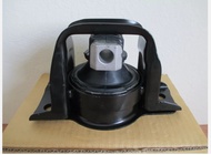 ยางแท่นเครื่องหน้าขวา NISSAN TIIDA C11SC11 MR18DE 11210-ED800