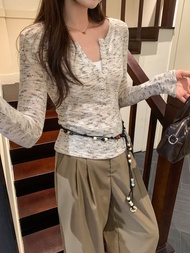 95647 V-Neck Slim-Fit Long-Sleeved Knitted T-Shirt