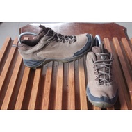 Cool outdoor shoes "Merrell" upper combination sturdy outsole typical of outdoor size 38, 5 insoles 
