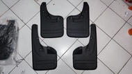 Mudguard Fortuner-Karpet Pelindung Lumpur Fortuner-Mud Guard Fortuner 2012-2015 Old