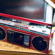 出售AIWA 手提cassette機一部，外觀九𢦓新，靚色，cassette播放正常，收音機比較細...
