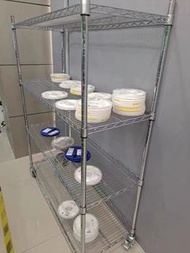 倉庫鍍鉻貨架定製不鏽鋼帶輪移動置物架家用防靜電物料架展示架子
