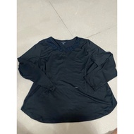 Shirt has a small error as shown in the picture(744)