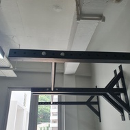 Pull up bar