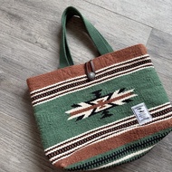 HAND WOVEN RUGS  AMERICAN NATIVE NAVAJO CHIMAYO BLANKET HANE CARRY BAG VINTAGE CLASSIC RUG TOTE BAGS
