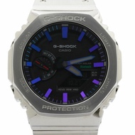 卡西歐 G-SHOCK 大師設計腕錶 GMB2100PC1AJF，彩虹色點綴，黑色錶盤，銀色不鏽鋼錶殼，男款