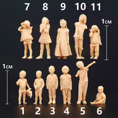 Resin Diorama 1/64 1/43 Kids Series Miniaturas Sand Scene Props 1/87 Miniatures Figures Model Garage