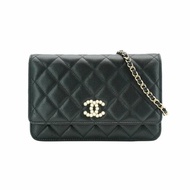 Chanel 展示品 羊皮淡金珍珠釦斜背包Woc(AP3807-黑)