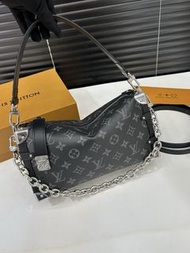 LOUIS VUITTON 路易威登 Coussin PM 鏈條袋 黑色老花 26 x 20 x 12 cm