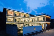 Cloud Haven Holiday Hotel (Puzhehei Scenic Area Branch)