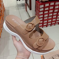 Genny Wedges Women's Slides (Des22)