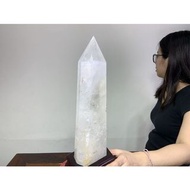 巴西【天然白水晶柱】晶柱 茶晶 淨體 透料 消磁 樑煞 淨化 能量 白水晶 紫水晶 黃水晶  N71 尺寸【高:34公分 寬:12.5公分 重:2356g】含座量 【附底座】