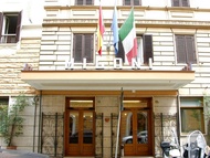 โรงแรมมิลาน (Hotel Milani)