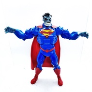 DC Doomed Superman Figure