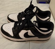 Nike Dunk Low 黑香熊貓
