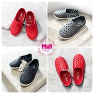 Old Navy US boys' shoes, small form