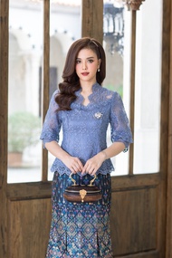 CHANIDA เสื้อลูกไม้ทรงคอวี  งานคุณภาพ (รหัส 1047) *ราคาเฉพาะเสื้อ*