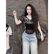 Short-sleeved mesh shirt with number 28 printed and letters, stripes on both sides, with a very hot 