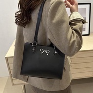 Shoulder Handbag Underarm Tote Bag Casual Retro Fashion Design Compact Design Solid Color Butterfly 