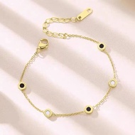 Titanium chain bracelet 5 bv roman circle black and white