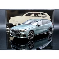 [MASH] Ready Stock Special Price Minichamps 1/18 BMW i5 (M60) touring 2024 Gray Green