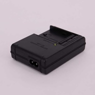 Camera VM10 Rechargeable Battery Camera Charger VM10 Suitable for Camera Battery FM50 FM55H FM5H