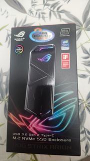 ROG Strix Arion USB 3.2 Gen 2 Type-C M.2 NVMe SSD 外接盒