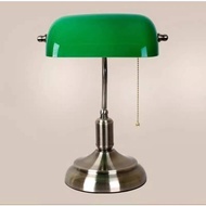 Ancient American lamp retro Chiang Kai-shek Republic of China classic green shade old Shanghai table