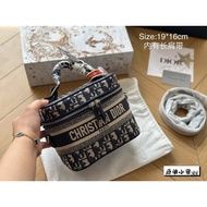 Real Shot✨ AAA+Level Embroidered Handheld Shoulder Crossbody Makeup Bag XX2W