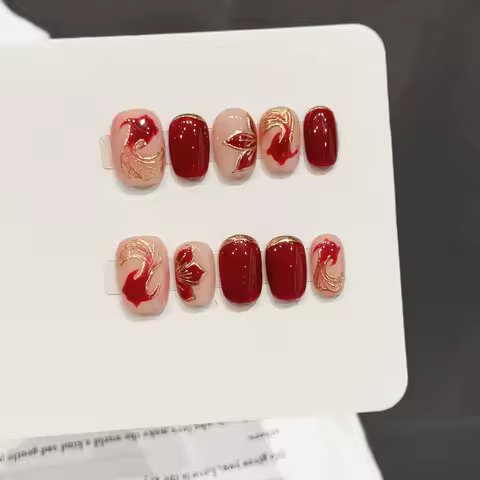 10pcs Handmade Fake Nails Short Square Round With Koi Gold Foil Gradient Design Red Gold Chinese Sty