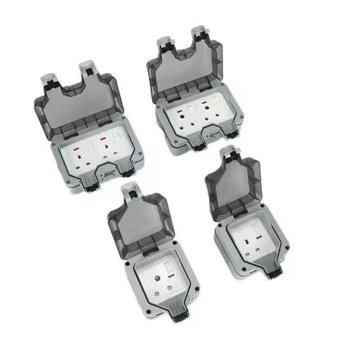 Danni IP66 Rainproof Charging Socket Rainproof Splashproof Outdoor International Universal Power Soc
