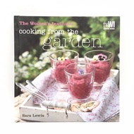 The Women's Institute: Cooking From The Garden (Hardcover) LJ001