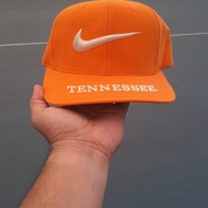 TOPI VINTAGE NIKE TENNESSEE TEAM SPORT