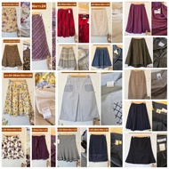 Second-Hand Japanese Skirt There Are 1 Piece Per Type For 1-2 Days Login Number.