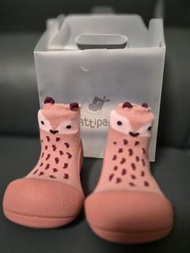 Attipas 嬰兒學步鞋