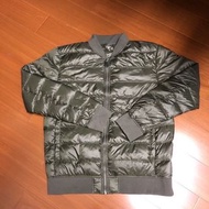 （Size XL) Lativ 軍綠色防水防風保暖立領羽絨外套（H)