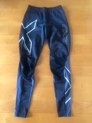 2xu compression tight woman S
