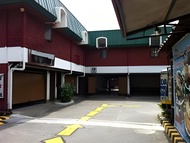 哈利娜酒店 (Halina Drive-Inn Hotel)