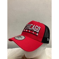 New Era Trucker Chicago Bulls Red Black Cap Wmark Logo