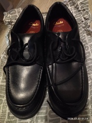 Clarks返學鞋38碼