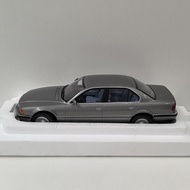 KK 1/18 BMW 740i BMW Car Model Alloy Non-Open Door Front Wheel Steering Silver Gray Paint Occasional