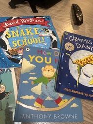 升小 考小 幼兒英文繪本, giraffe can’t dance how do you feel theres snake in my school