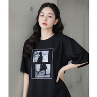 2-hand t-shirt with loose, trendy 2-hand form