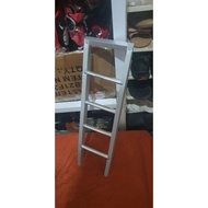 Additional cage ladder