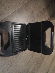 Black Sandwich Maker