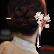 Lovely Magnolia Hair Brooch with Tassel, Ao Dai Bridal Hair Accessory