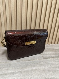 LV 漆皮 Monogram 手拿包/斜孭袋